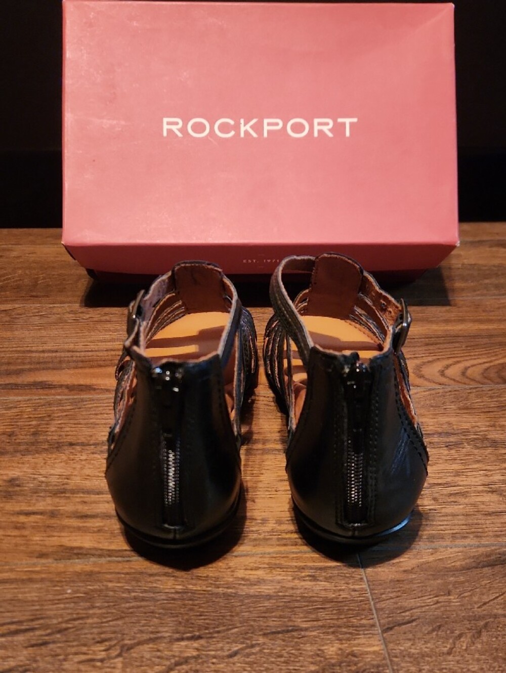 Women Rockport Black Strappy Sandals with Turquoise Accents - Picture 5 of 9